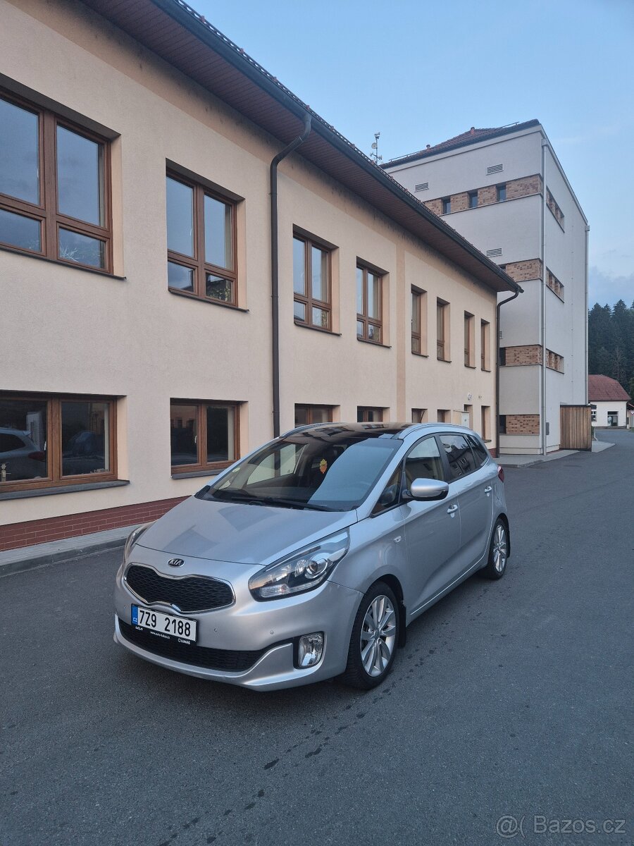 Kia carens,7 mist. 2015r.v. - 13