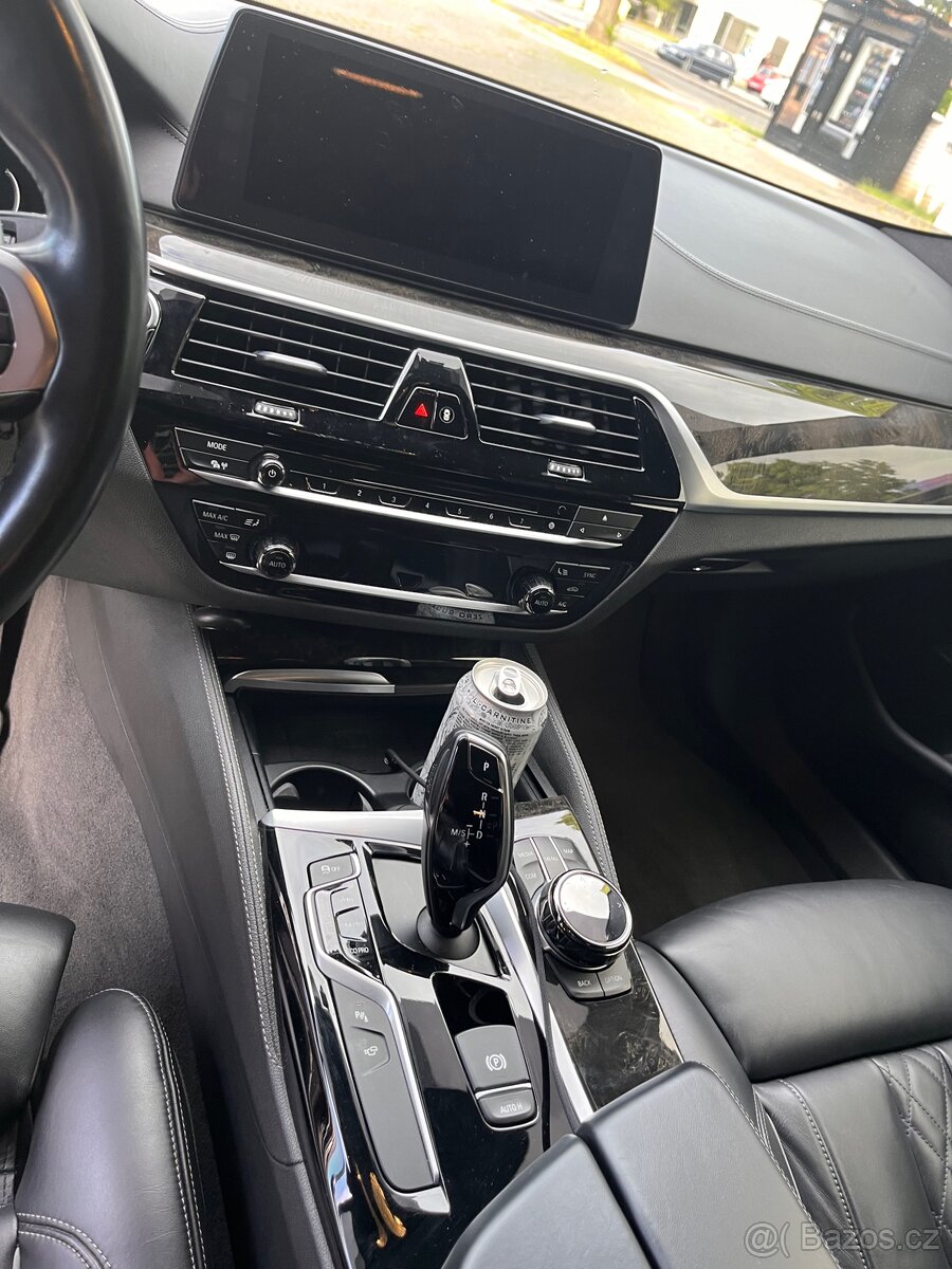 Bmw g30 540i - 13