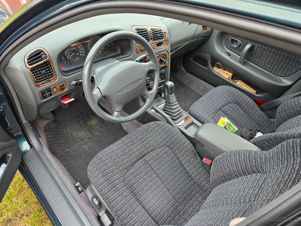 Galant 2.0 V6 110 KW - 13