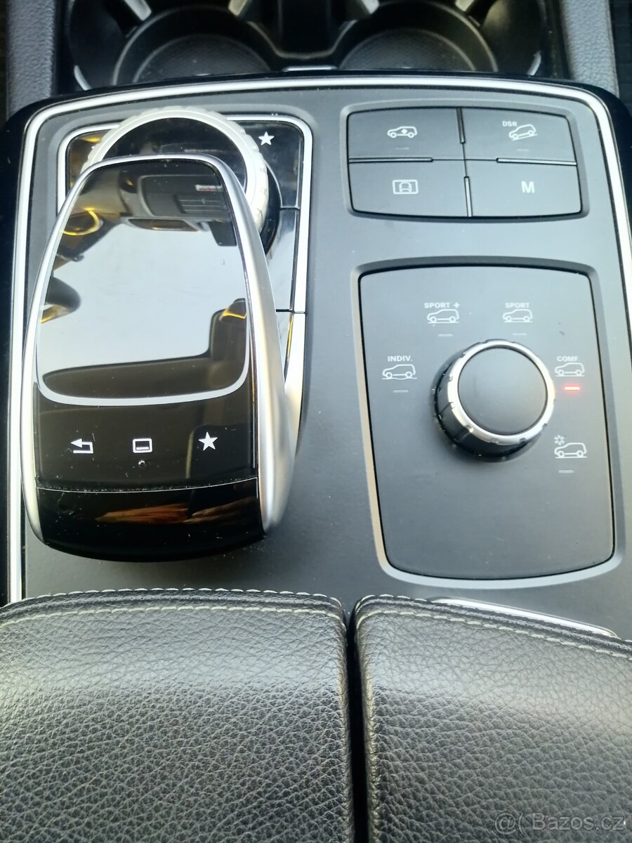 MERCEDES BENZ GLE 400 4MATIC - 13