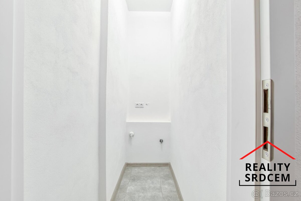 Prodej bytu v os. vlast. 2+1+balkon+komora/69m2 Tř. Osvoboze - 13