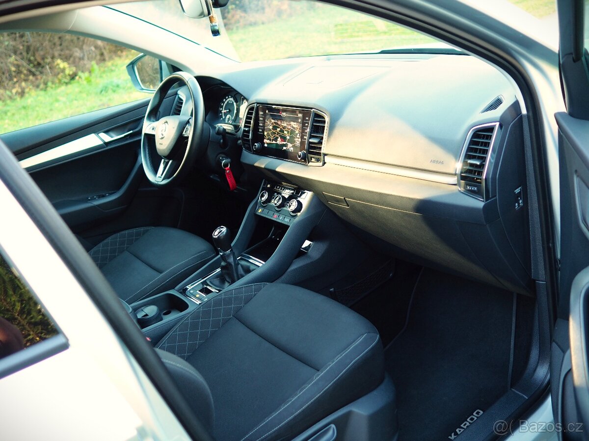 KAROQ 1.6 TDi 4-Valec,Executive,1/2019,Full LED,GPS,FRONT - 13