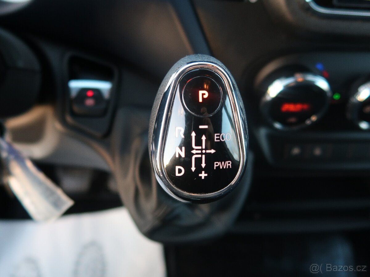 Iveco Daily 3.0 35S18,132kW,1majČR,L3H2,automat - 13