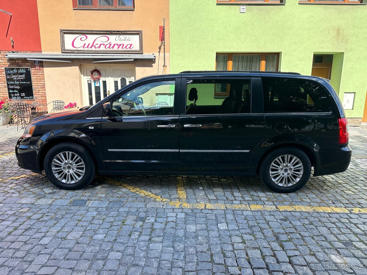 Lancia Voyager 3,6 pentastar r.2012 - 13