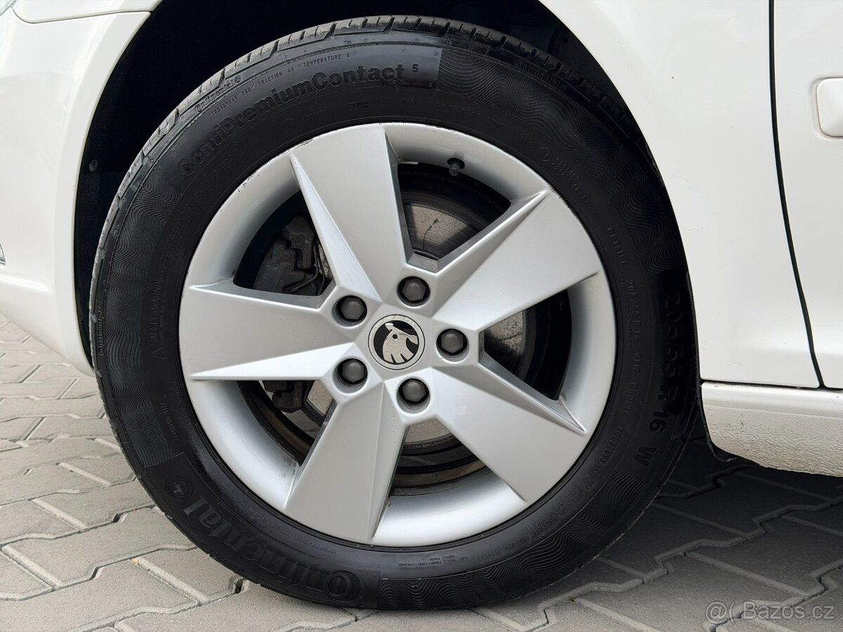 Škoda Octavia Combi 2.0 TDI CR DPF Elegance - 13