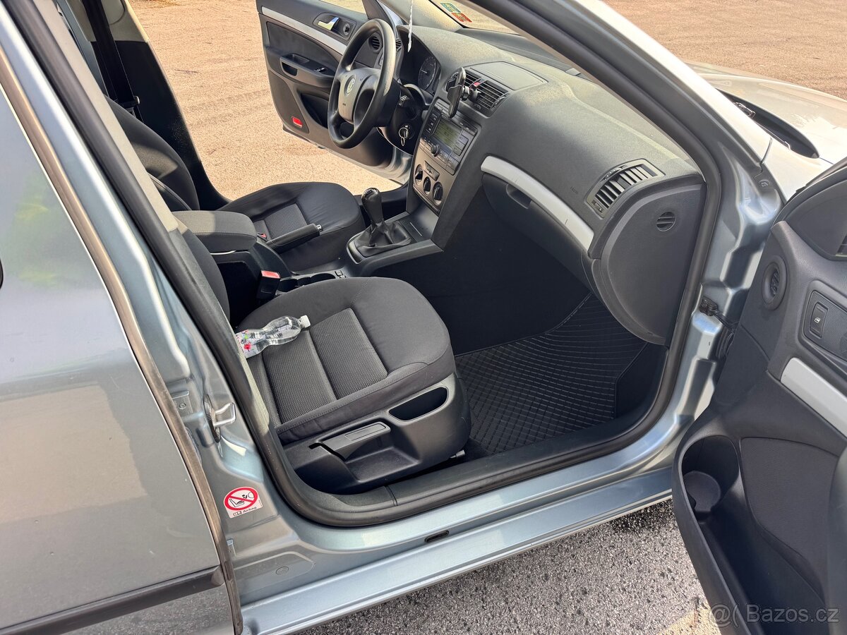 ŠKODA OCTAVIA 1.9TDI 77KW AMBITION - ŠÍBR - 13