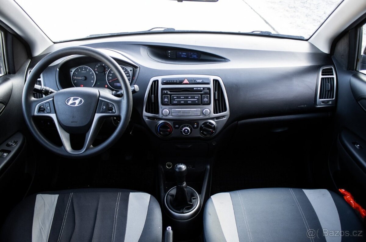 Hyundai i20 1.25, 62.5kW (2013) - 13