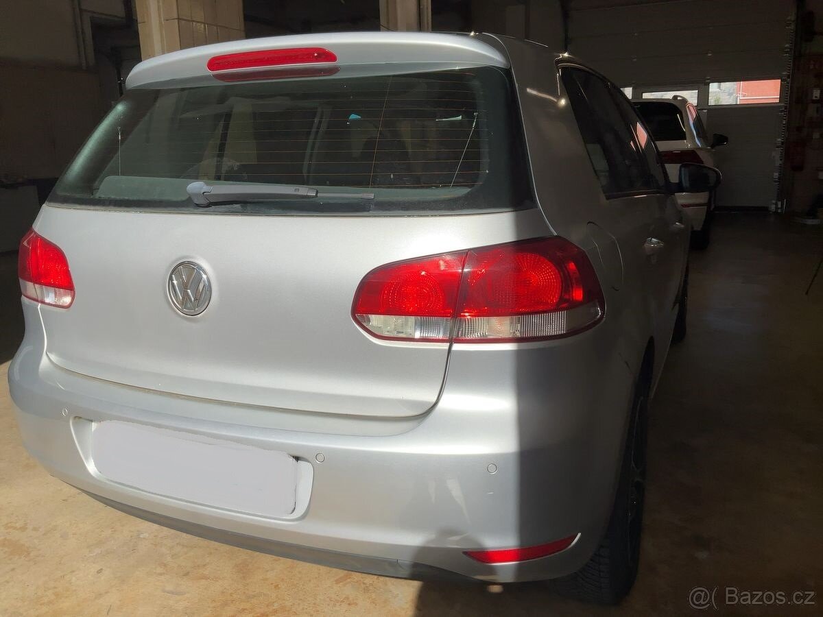 Volkswagen Golf 6 1.4Mpi 59KW COMFORTLINE 132 tis km 7/2009 - 13
