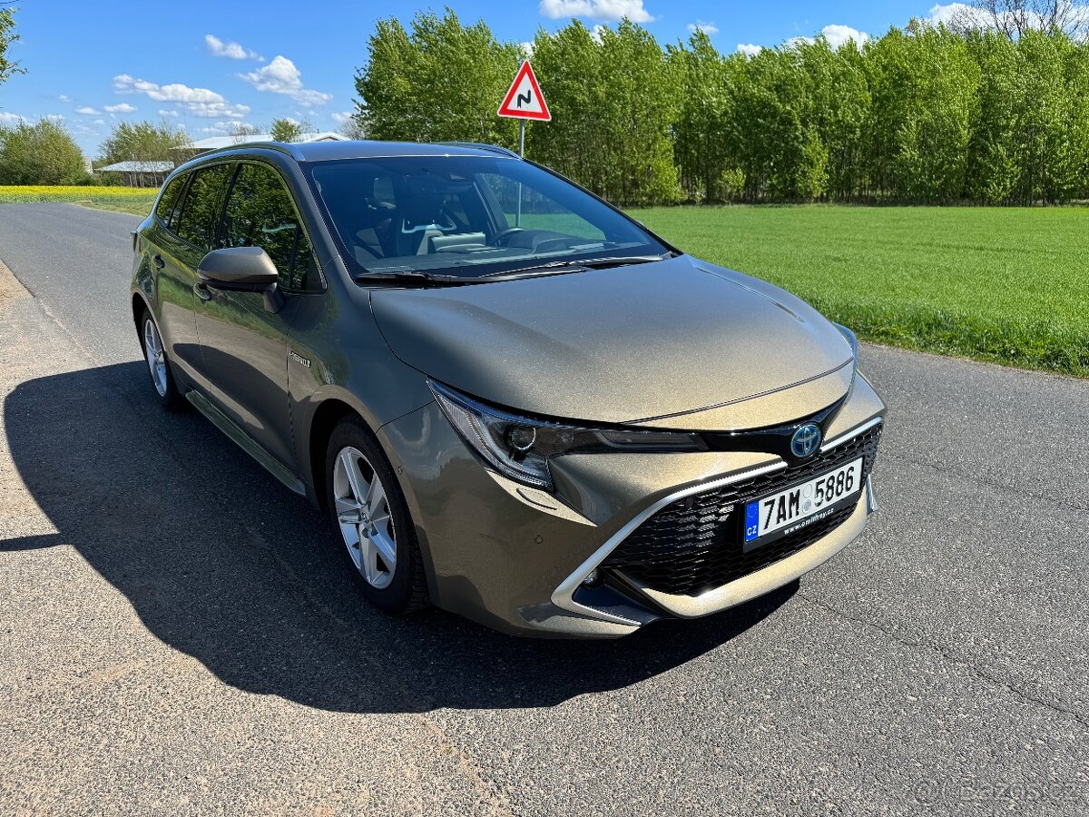 Toyota Corolla 2,0Hybrid 112kw Executive 2019 - 13