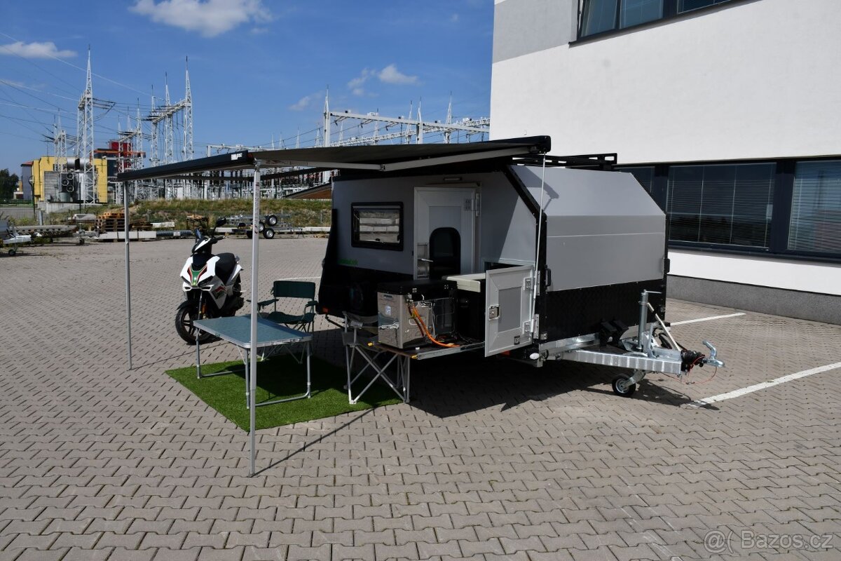 Obytný karavan 1300 kg - 13