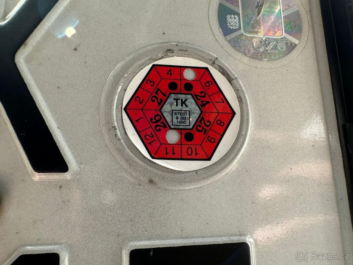 Kawasaki VN800 Classic - 13