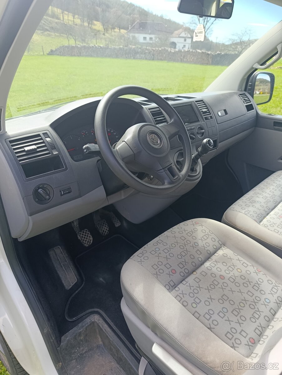 Volkswagen transporter T5 - 13
