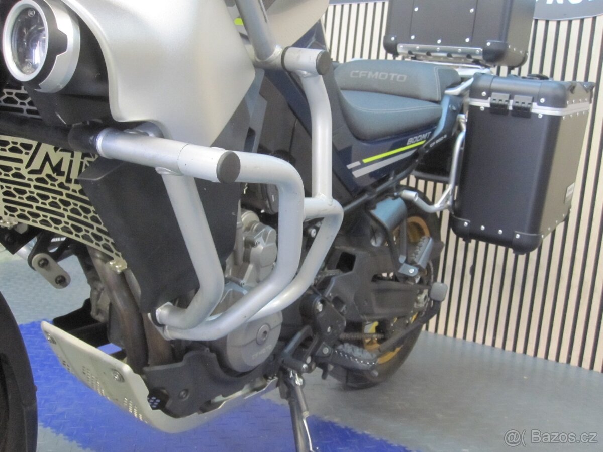 CFMOTO 800MT Touring - 13