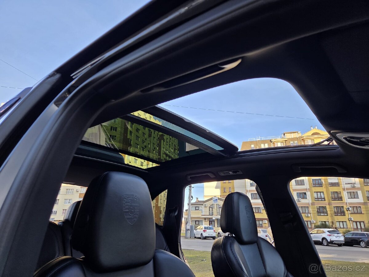 Porsche Cayenne S. - 13