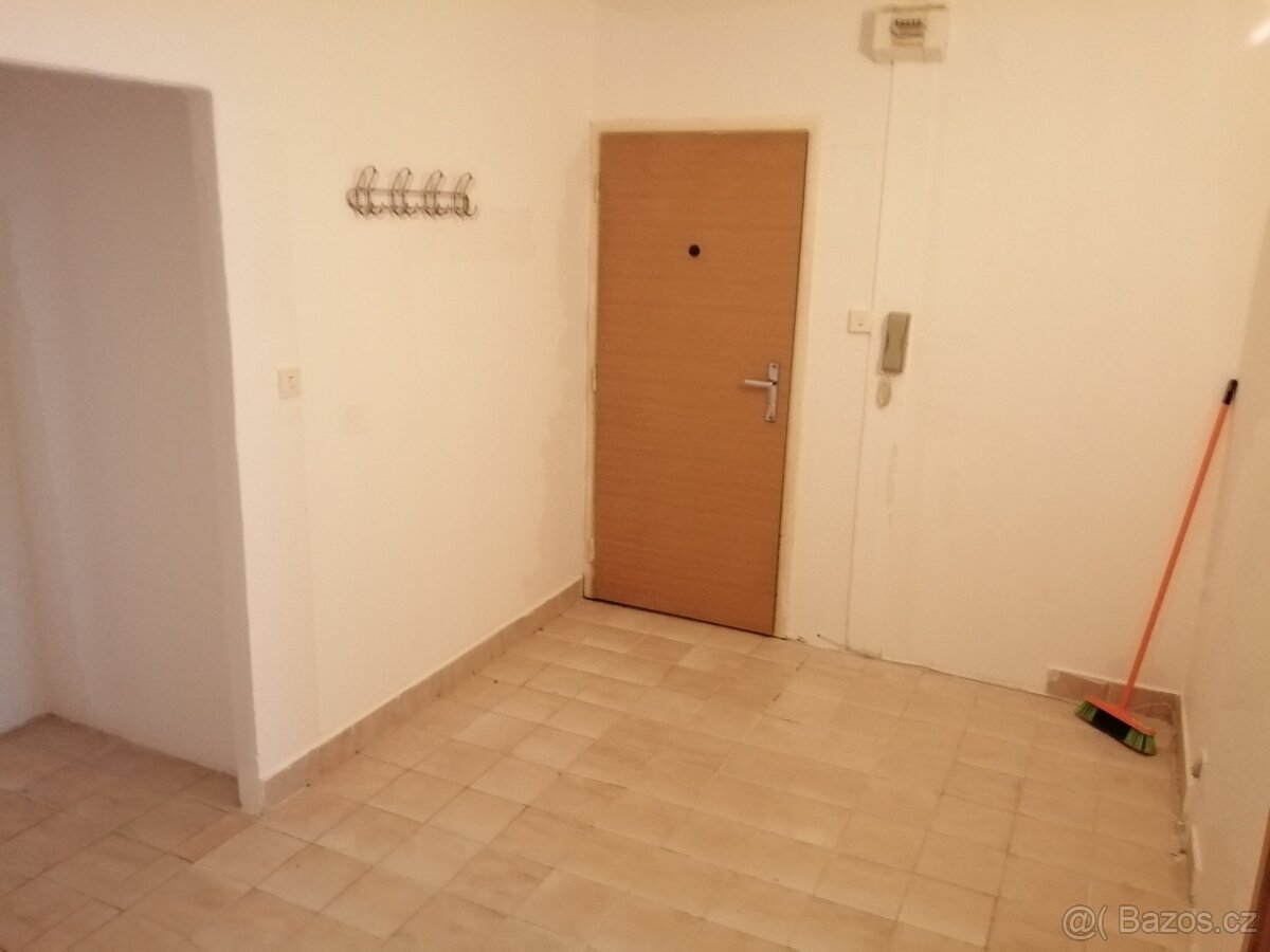 Prodej 3+1 Bystrc, ul. Kuršova, 75 m2, lodžie, šatna - 13