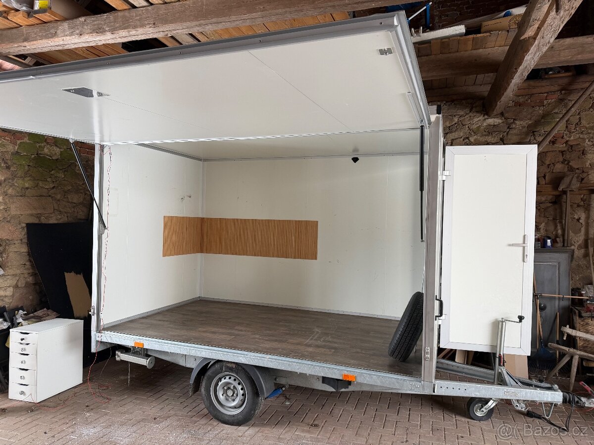 Prodejní přívěs - 13