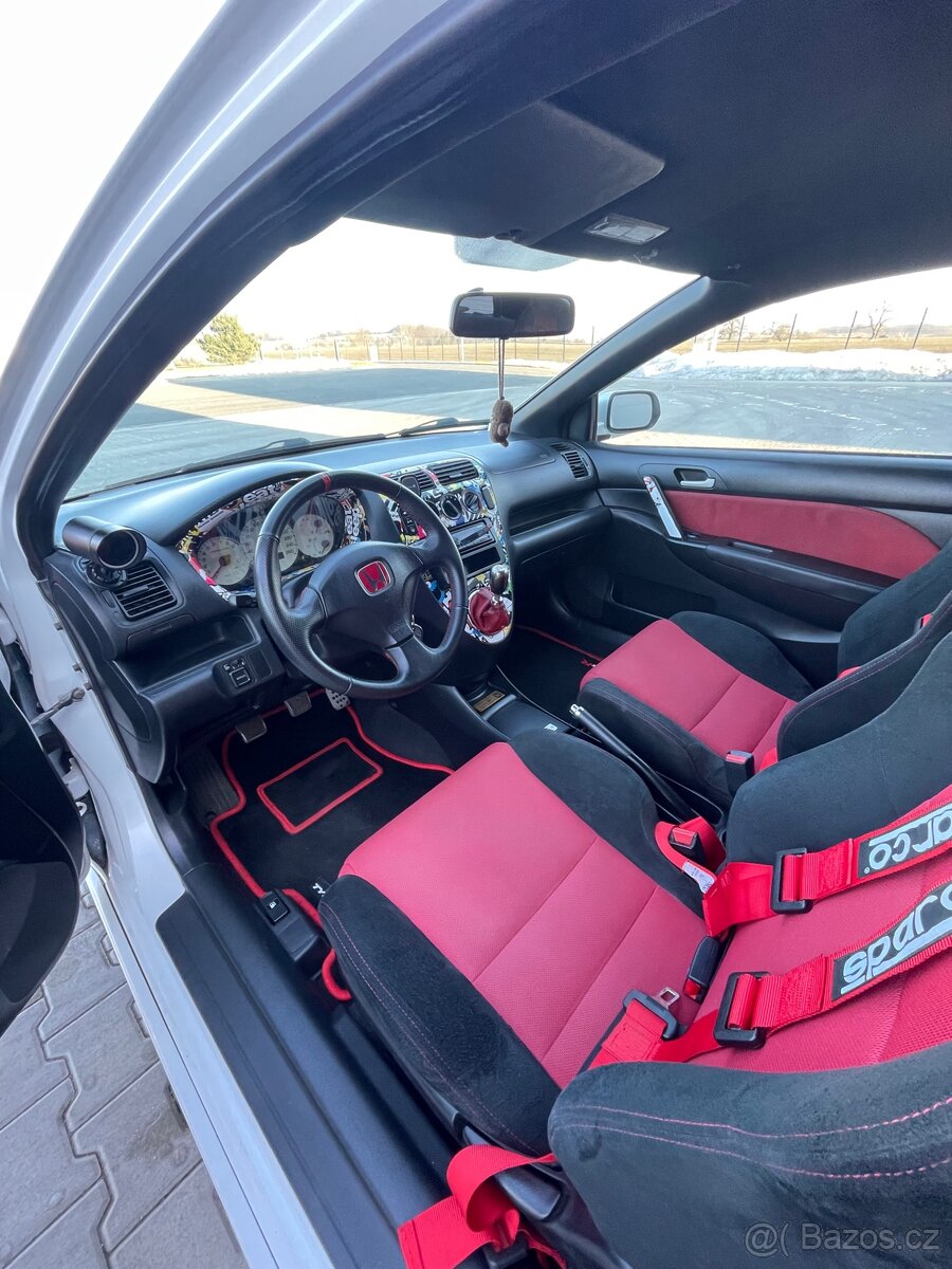 HONDA CIVIC Type R EP3 - 13