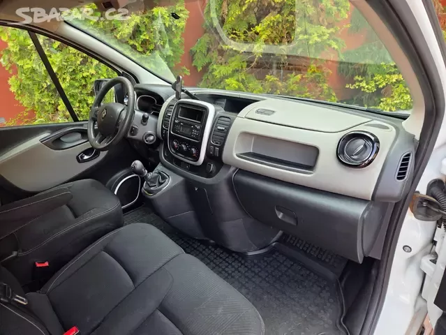 Renault Trafic 1.6 DCI DPH,ČR,tažné,klima,tempomat - 13