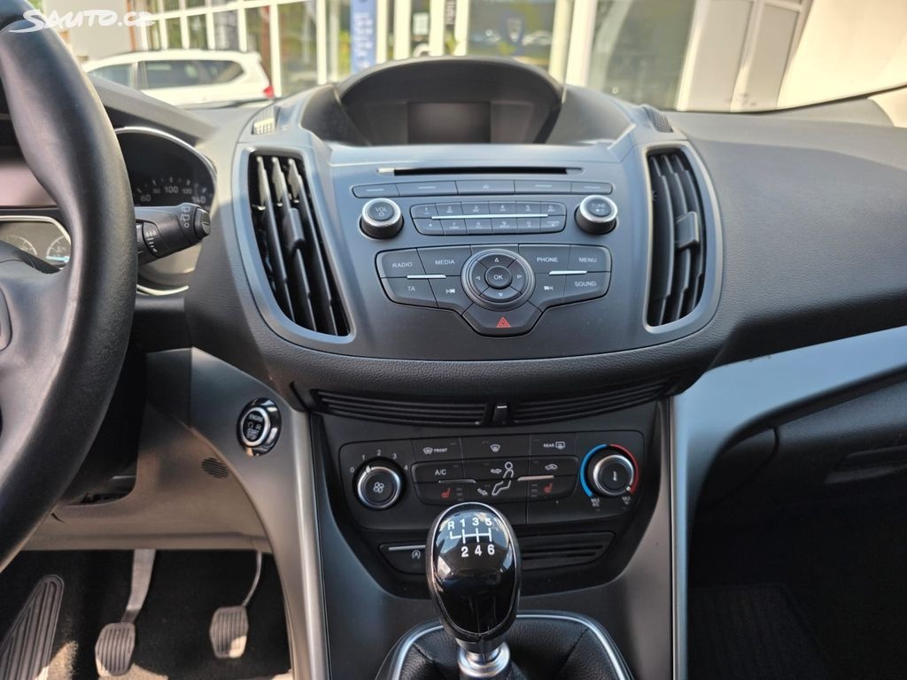 Ford Kuga, 1.5 EcoBoost 88kW vč TZ - 13