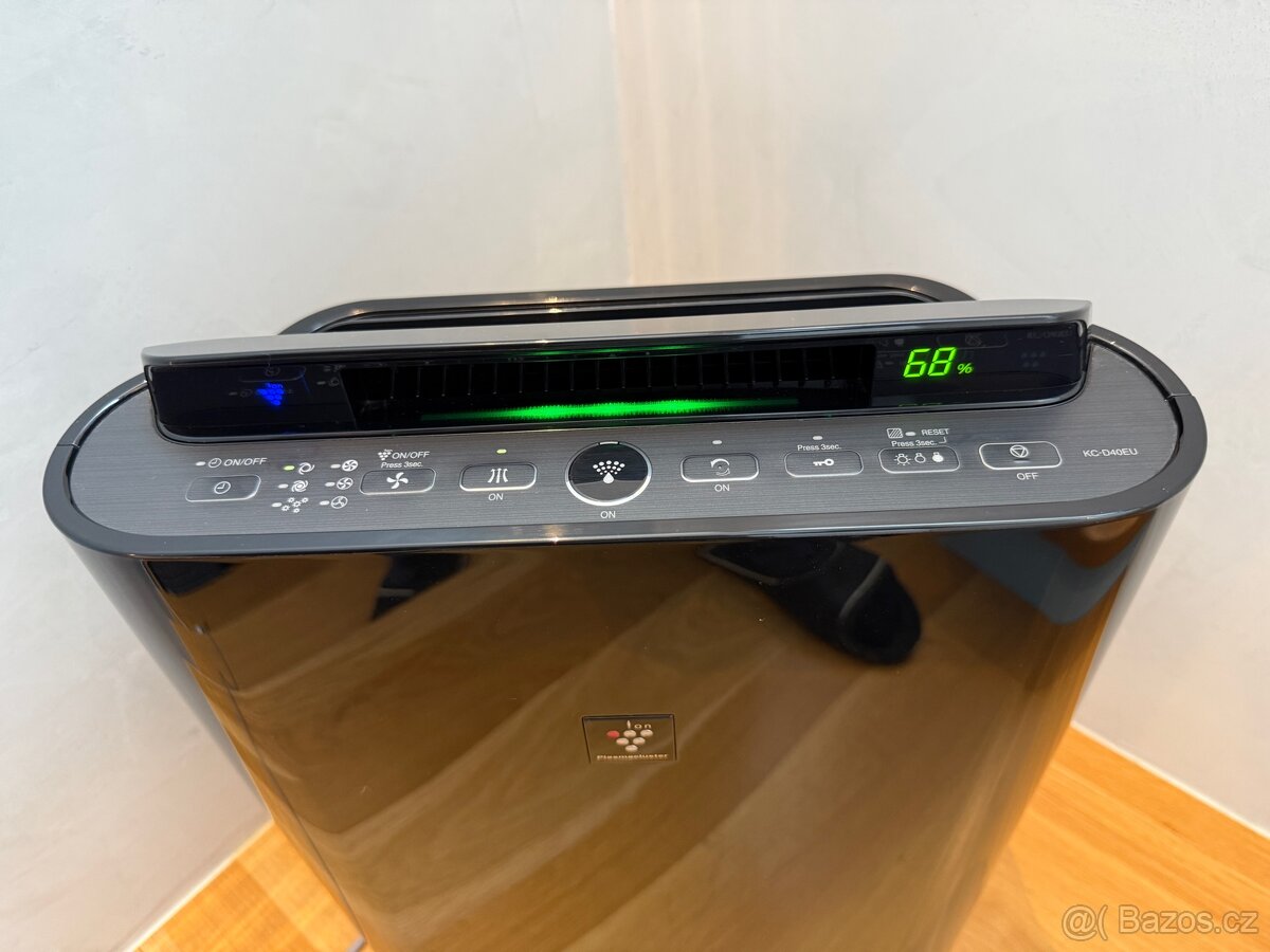 Čističky a zvlhčovače vzduchu SHARP - 13