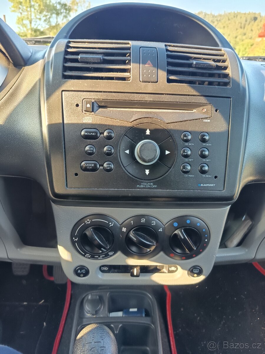 Prodám Suzuki Ignis 1.3 vvt rok 2006 - 13