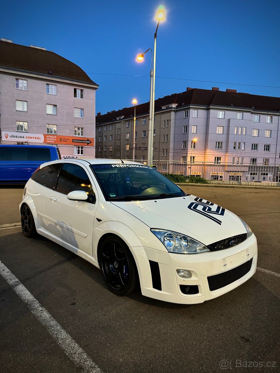 Ford Focus RS MK1 - 13