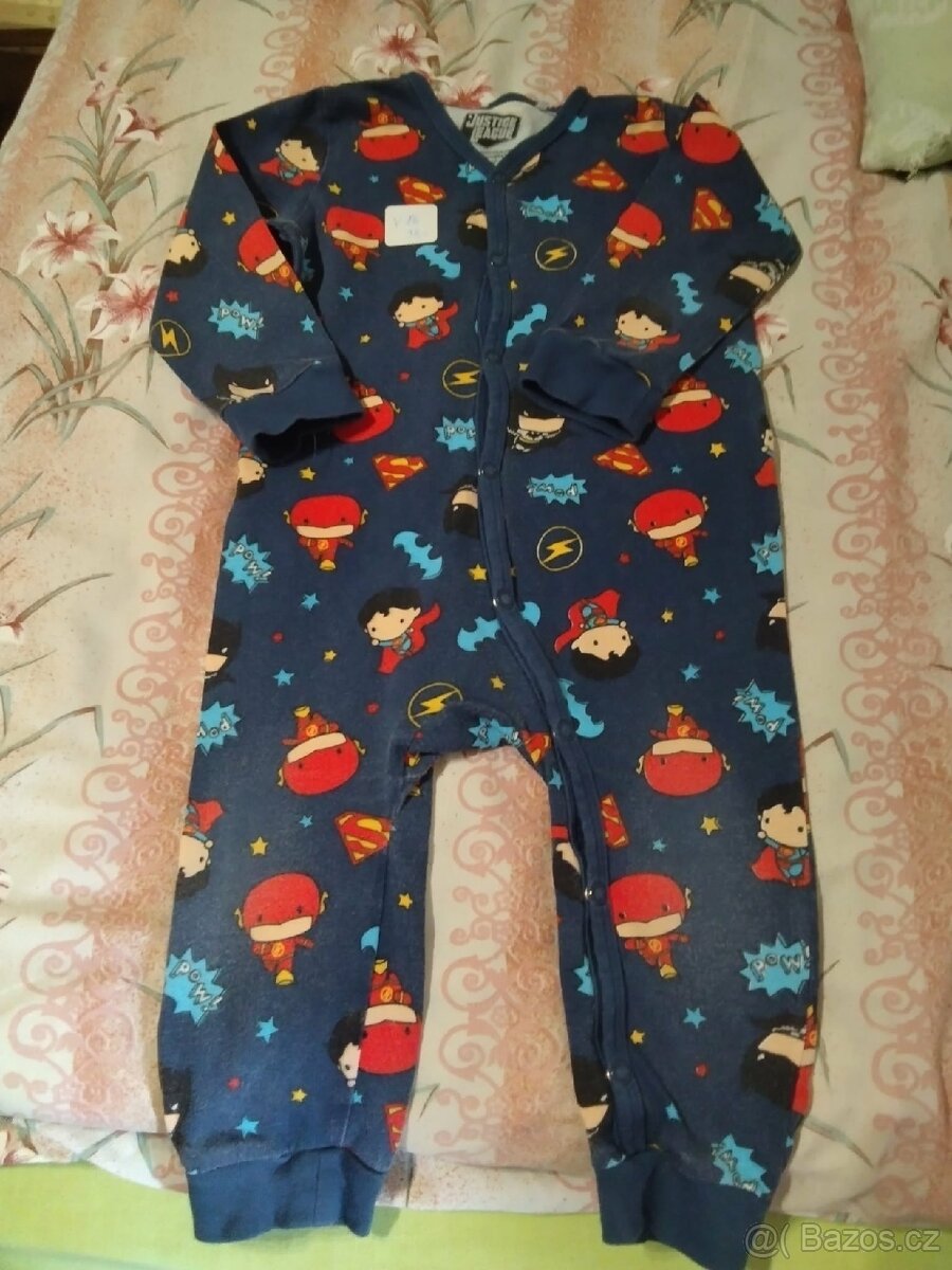 Různé dětské oblečení - 13