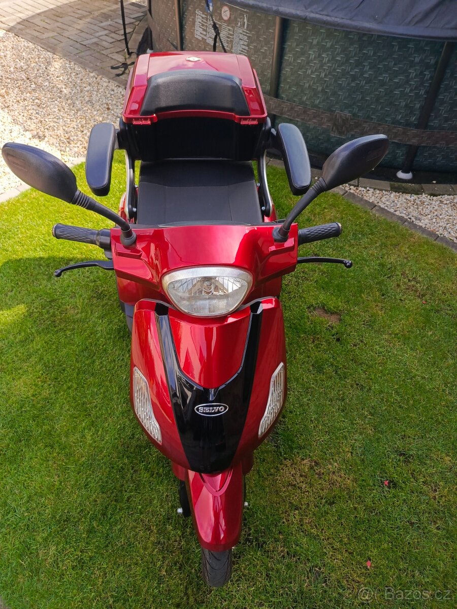 Elektrická tříkolka SELVO 31000 - 13