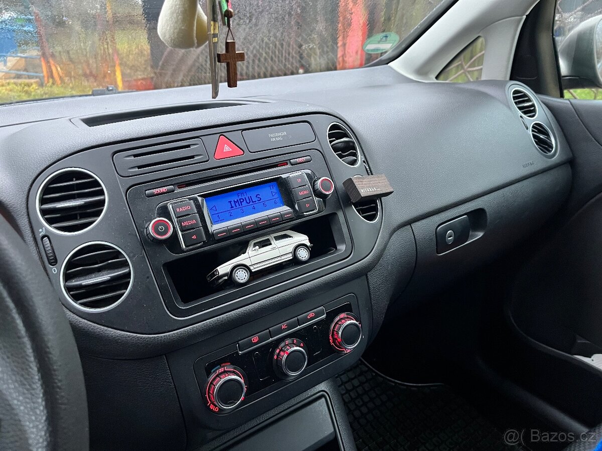 Vw Golf Plus 1.6tdi 77kw 2009 naj 220tis - 13