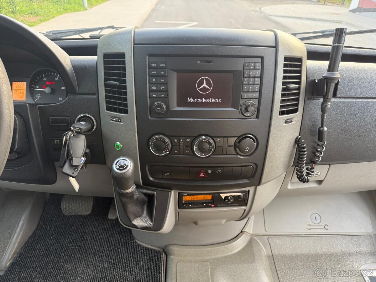 Mercedes-Benz Sprinter 716 Kutsenitz - 13