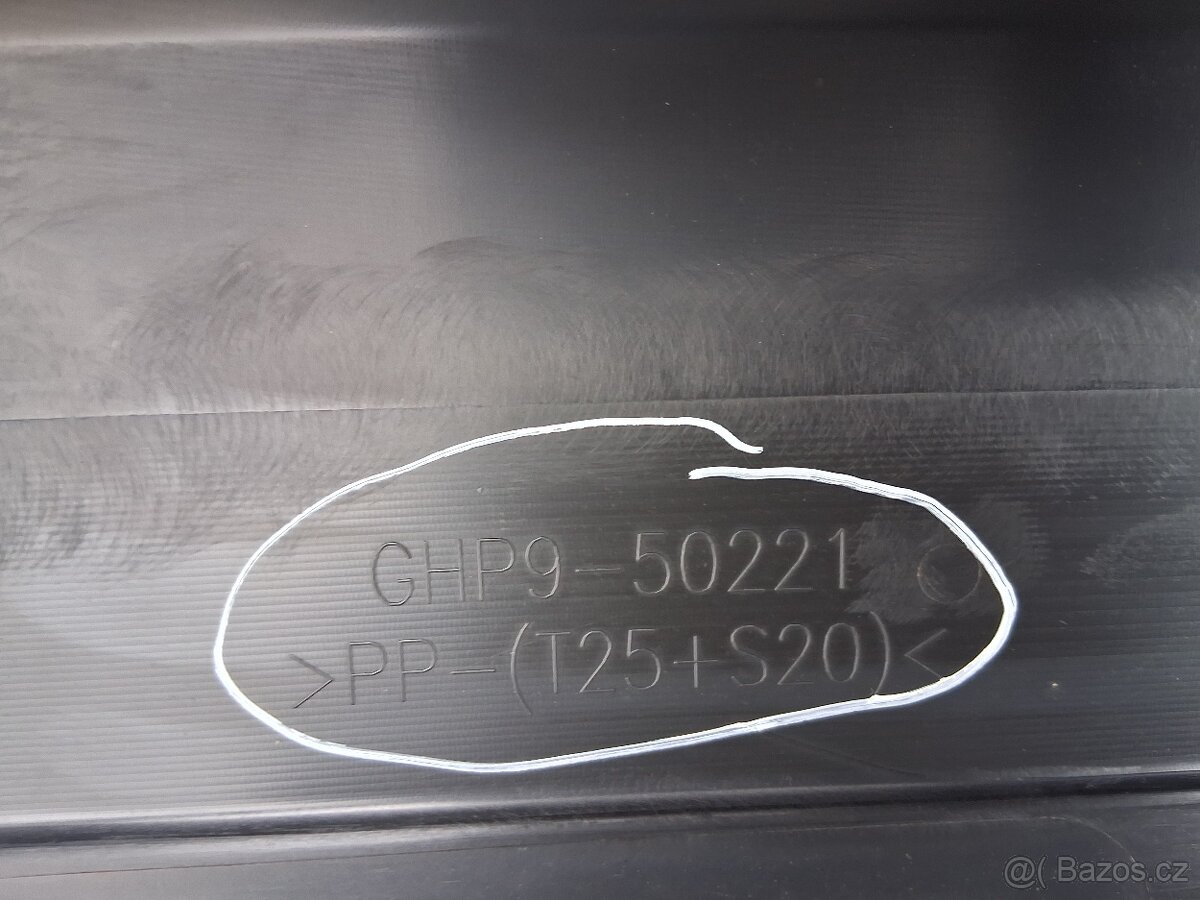 Mazda 6 combi zadni naraznik - 13