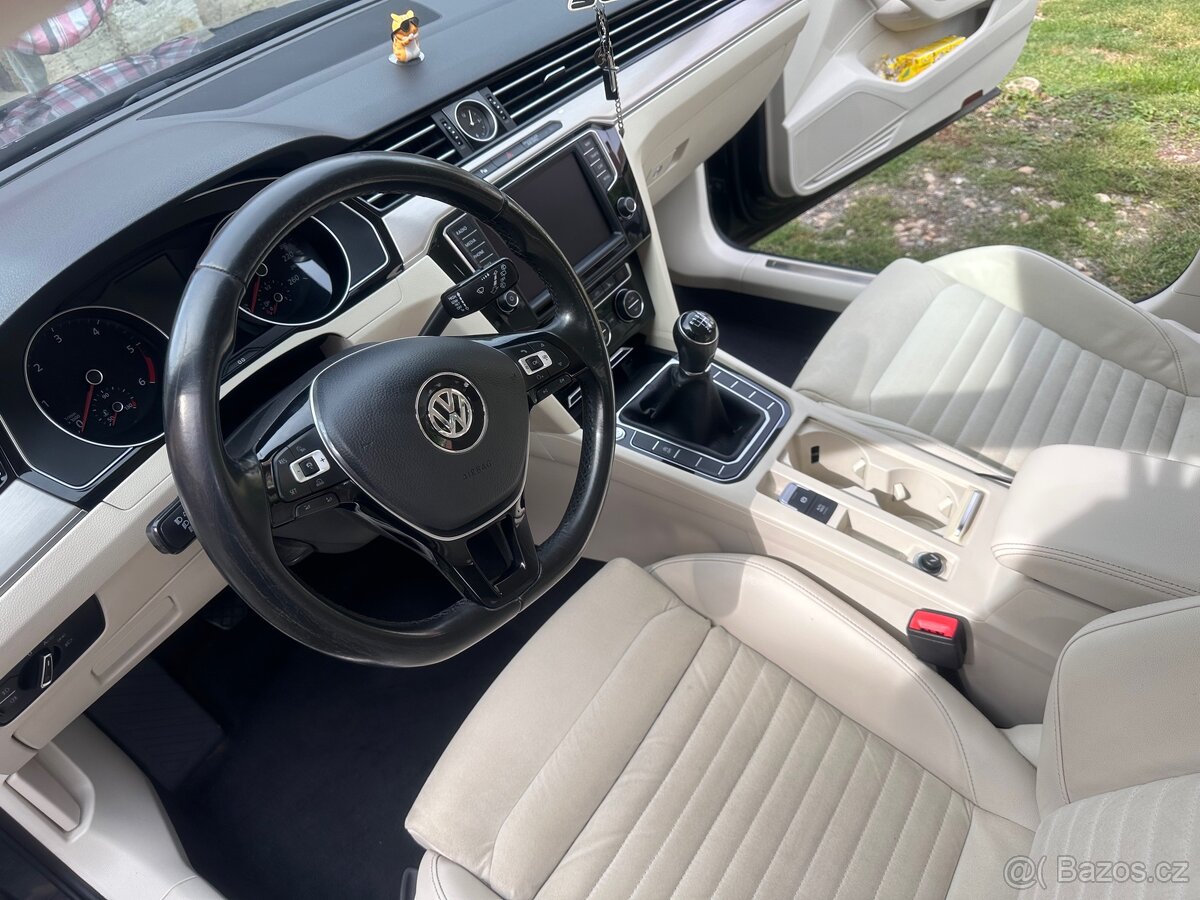 Passat B8 1.6 TDI HIGHLINE - 13
