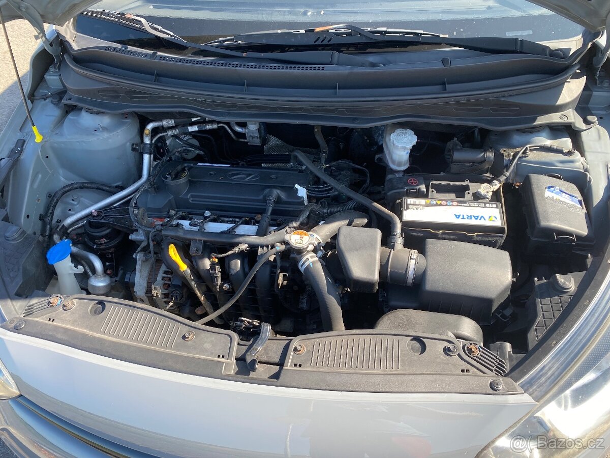 Hyundai i20 - 13