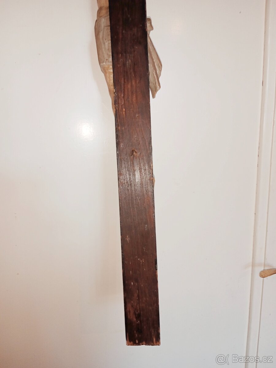 Pěkný hodně starý dřevěný Ježíš na kříži - 13