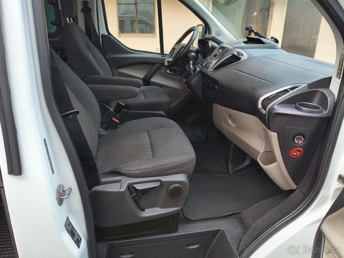 Tourneo Custom 2,2, 92 kW, koupeno v ČR - 13
