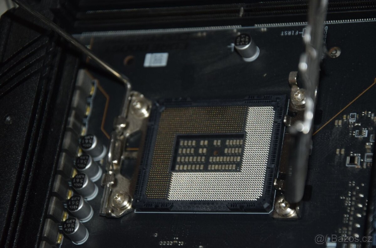 MSI MAG Z790 TOMAHAWK MAX WIFI nová, socket 1700 záruka/2027 - 13