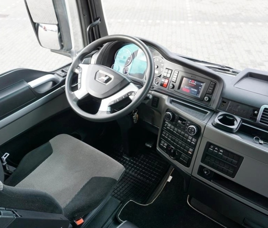 MAN TGX 26.510 - 6x2 - Tahač 68 t – EURO 6 - 13