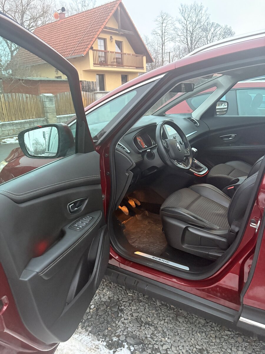 Renault Scenic 1.6 dCi 96 kW (130 k) - 13
