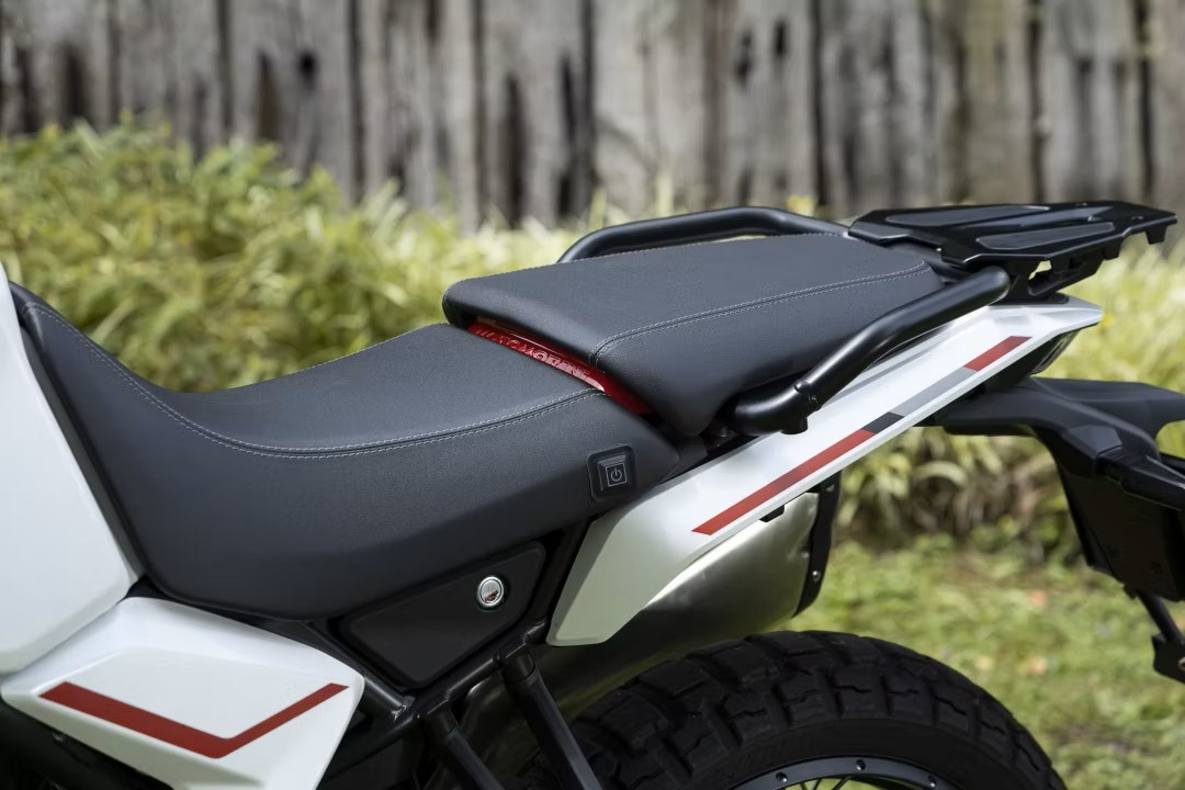 Moto Morini Alltrhike 450 HE / STD - 13
