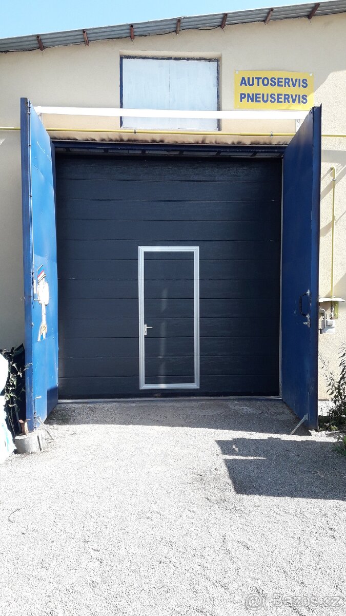 Garážová vrata s el.pohonem - 13