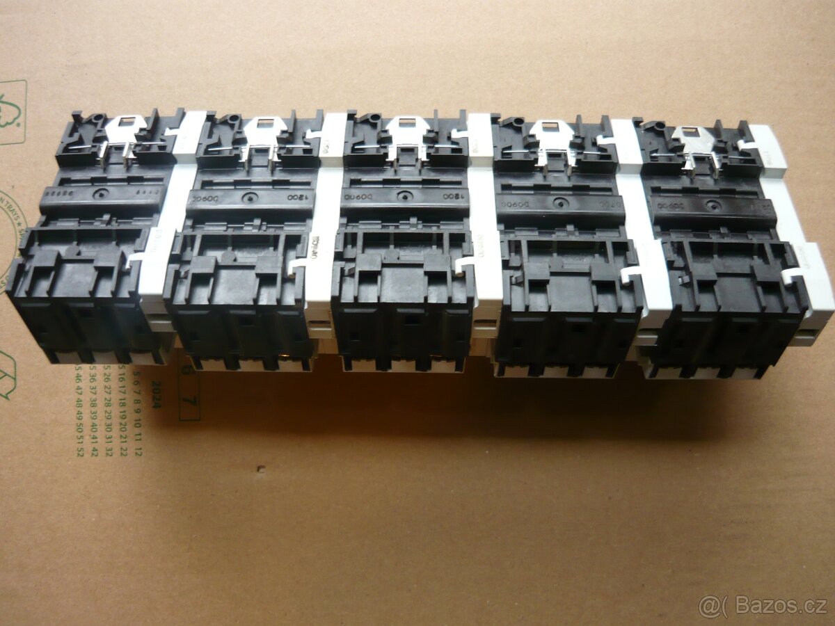 Motorový spouštěč PKZM0 MOELLER - 13