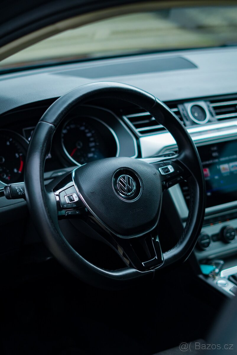 VW Passat B8 1.6 manuál - 13
