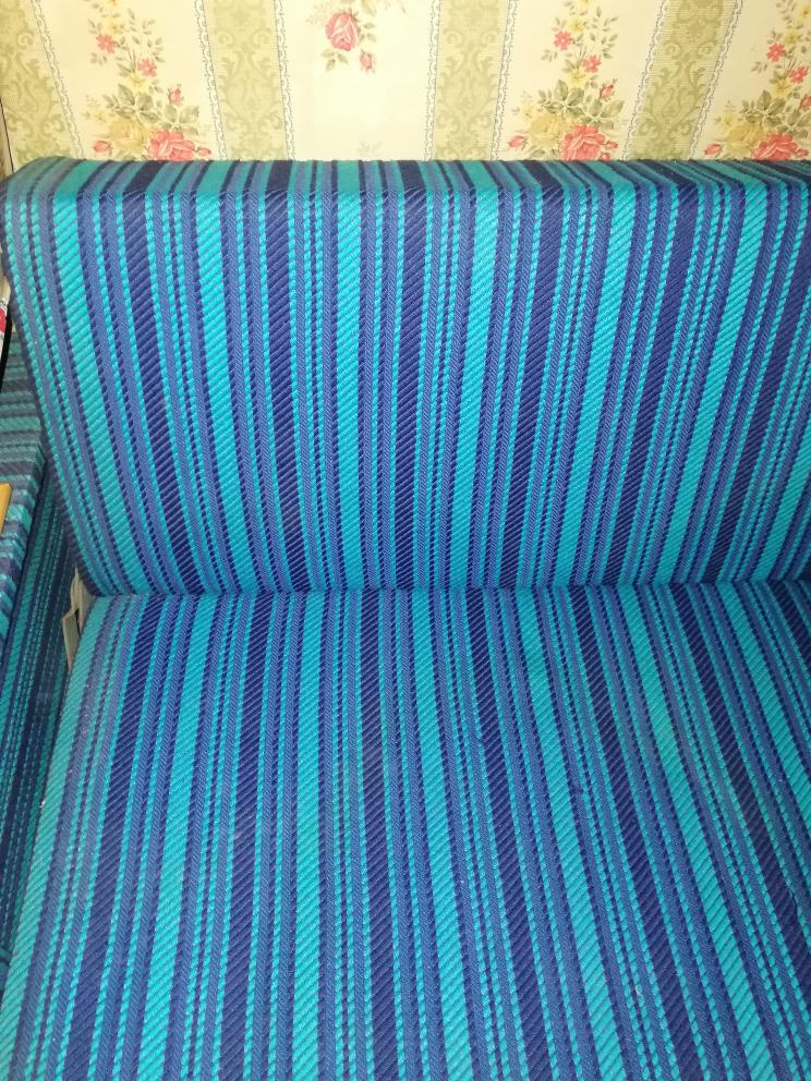 pohovka, háčkovaný ubrus, dečky,přehoz na pohovku - 13