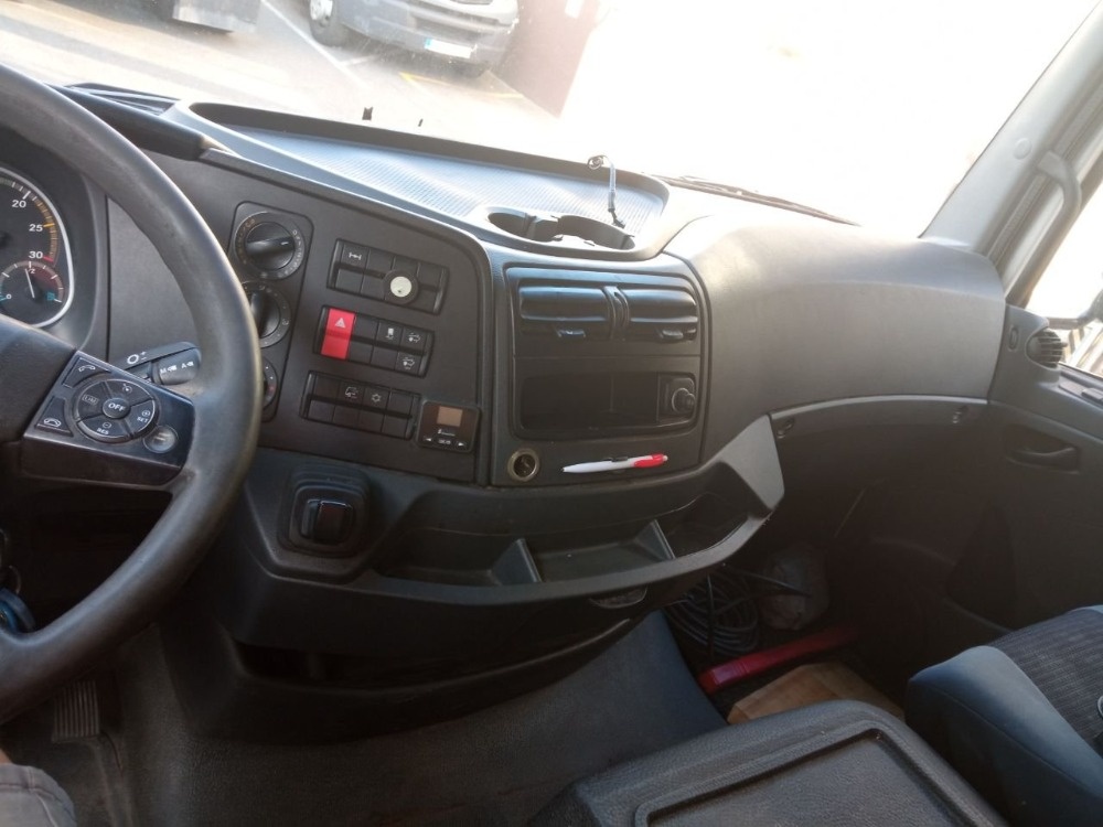 Prodám Mercedes 1018 rok 2014 - 13