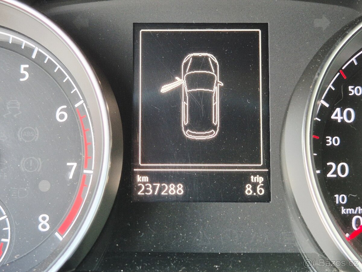 Volkswagen Golf VII 1.4 i - 13