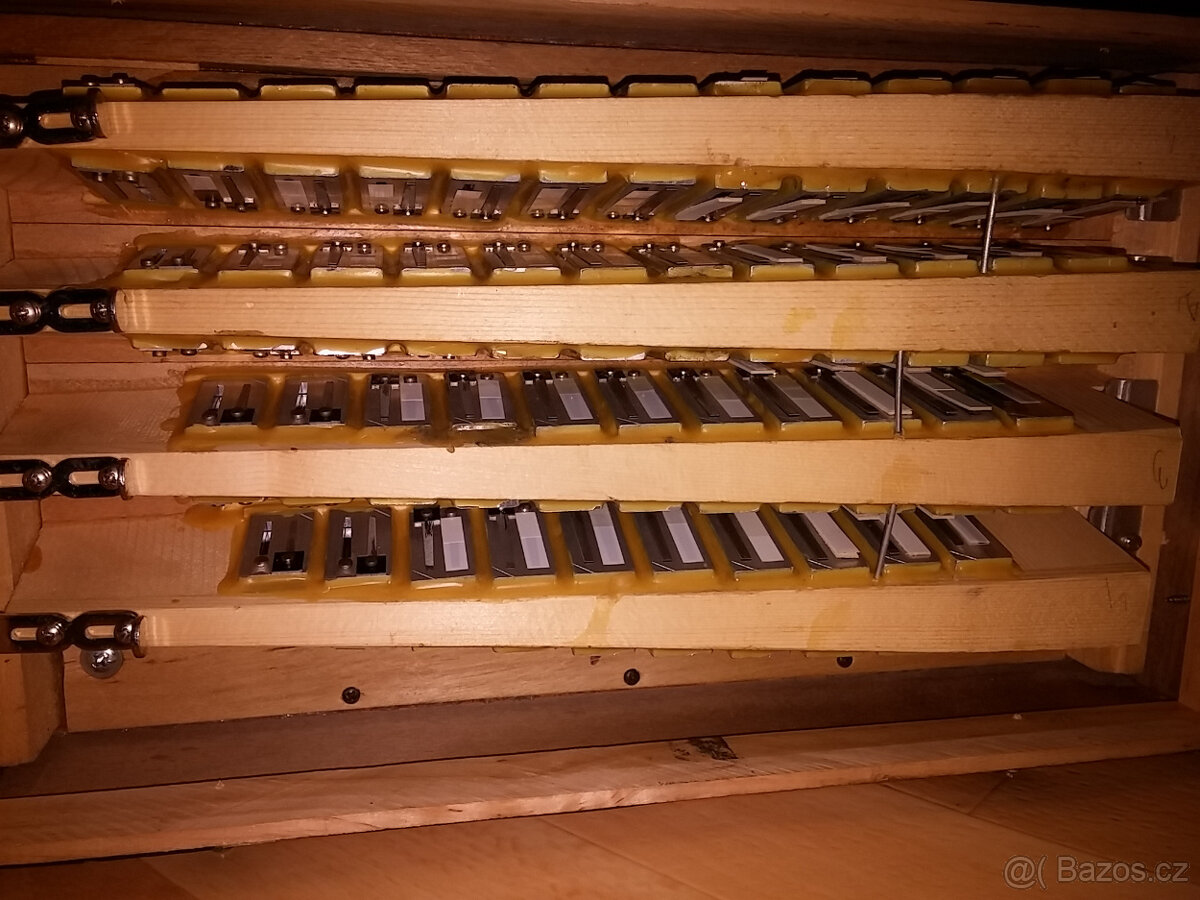 Heligonka Elicar Strašice - 13