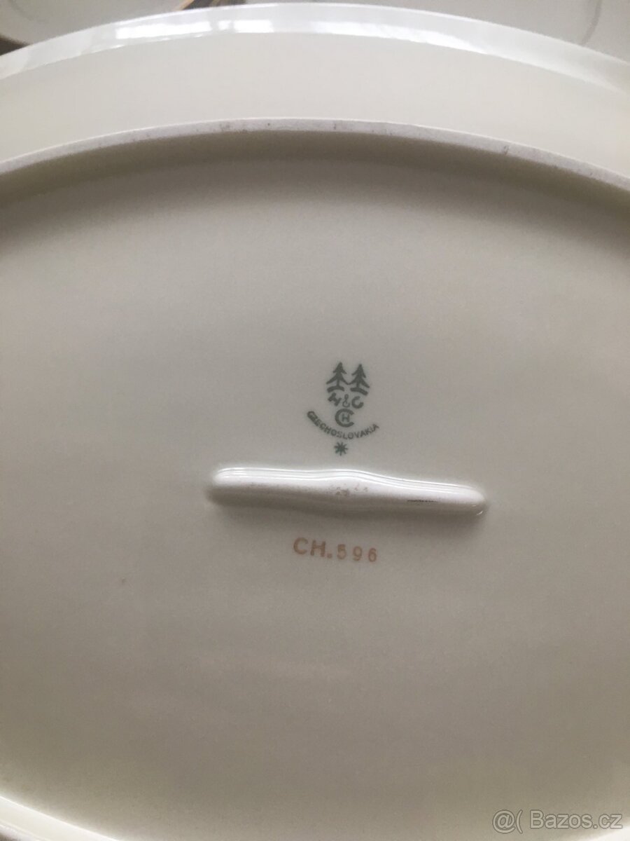 Porcelanový servis pro 12 osob - 13