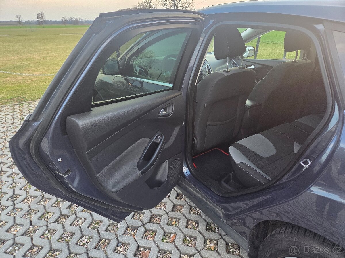 Ford Focus, 1.0 ecoboost 74 kW, top stav - 13