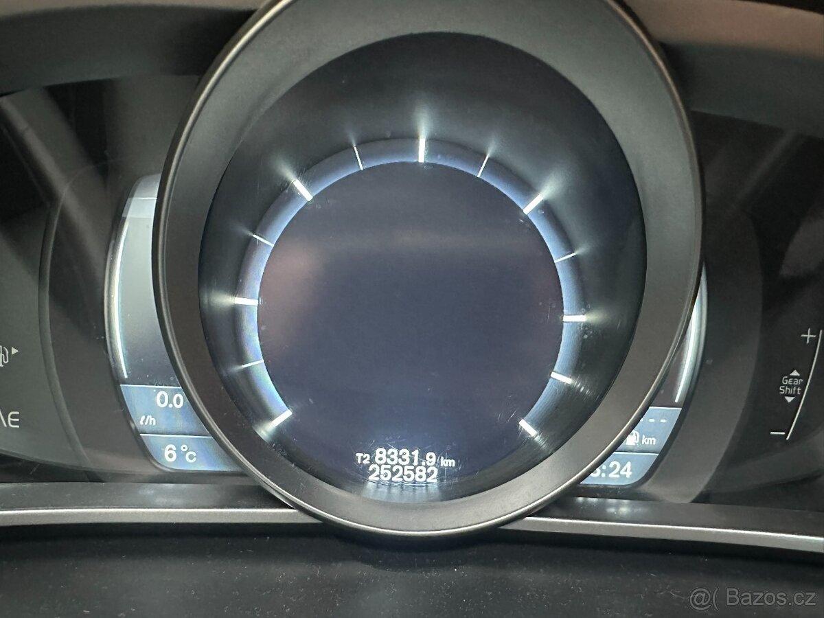 Volvo V40 D2 1.6D 2013 - 13