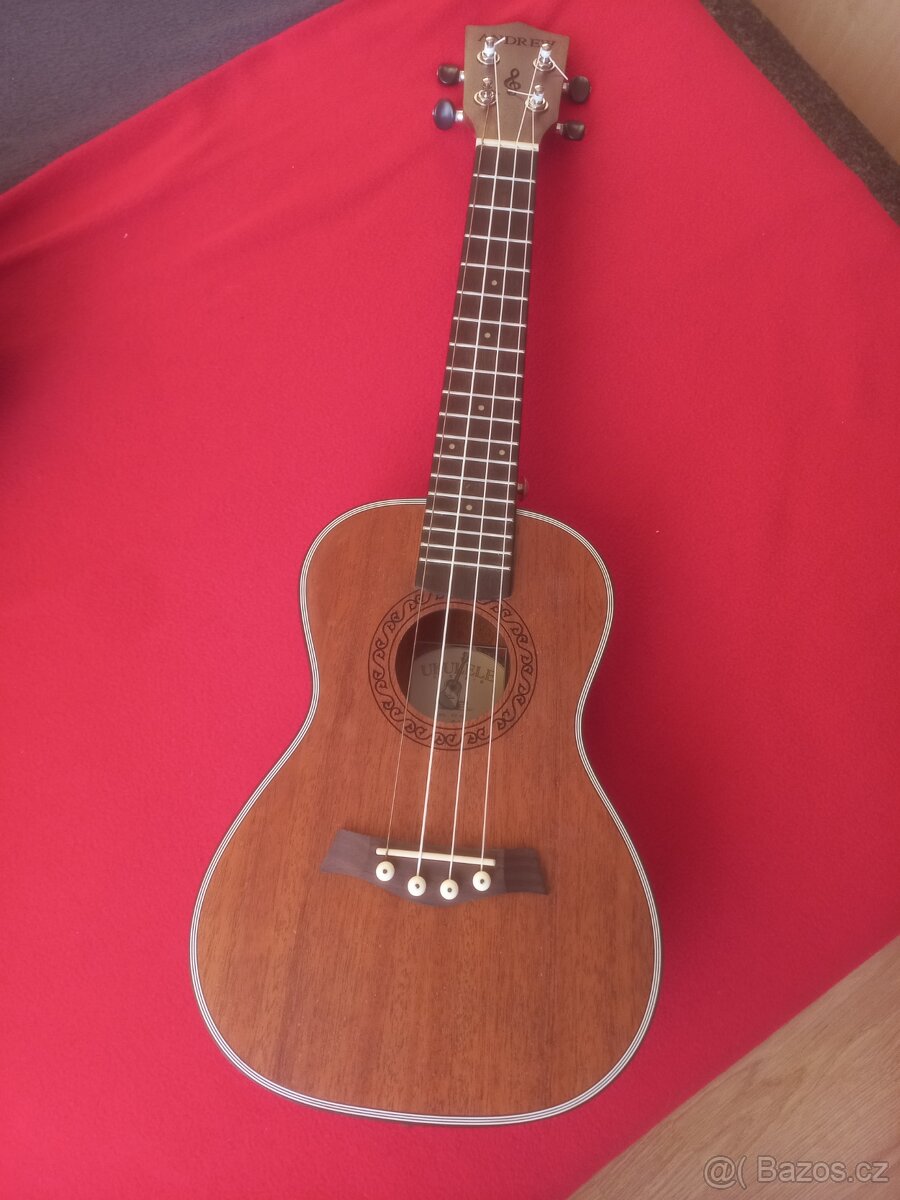Koncertní ukulele - 13